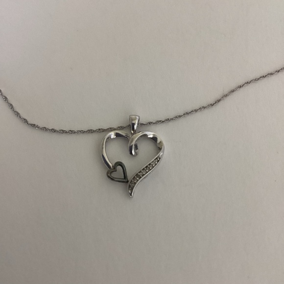 925 10K Silver Ribbon Infinity Heart Necklace Magnetic Closure - Picture 2 of 13